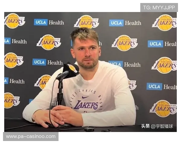 东契奇赛后总结团队配合与战术执行细节展现显著提升